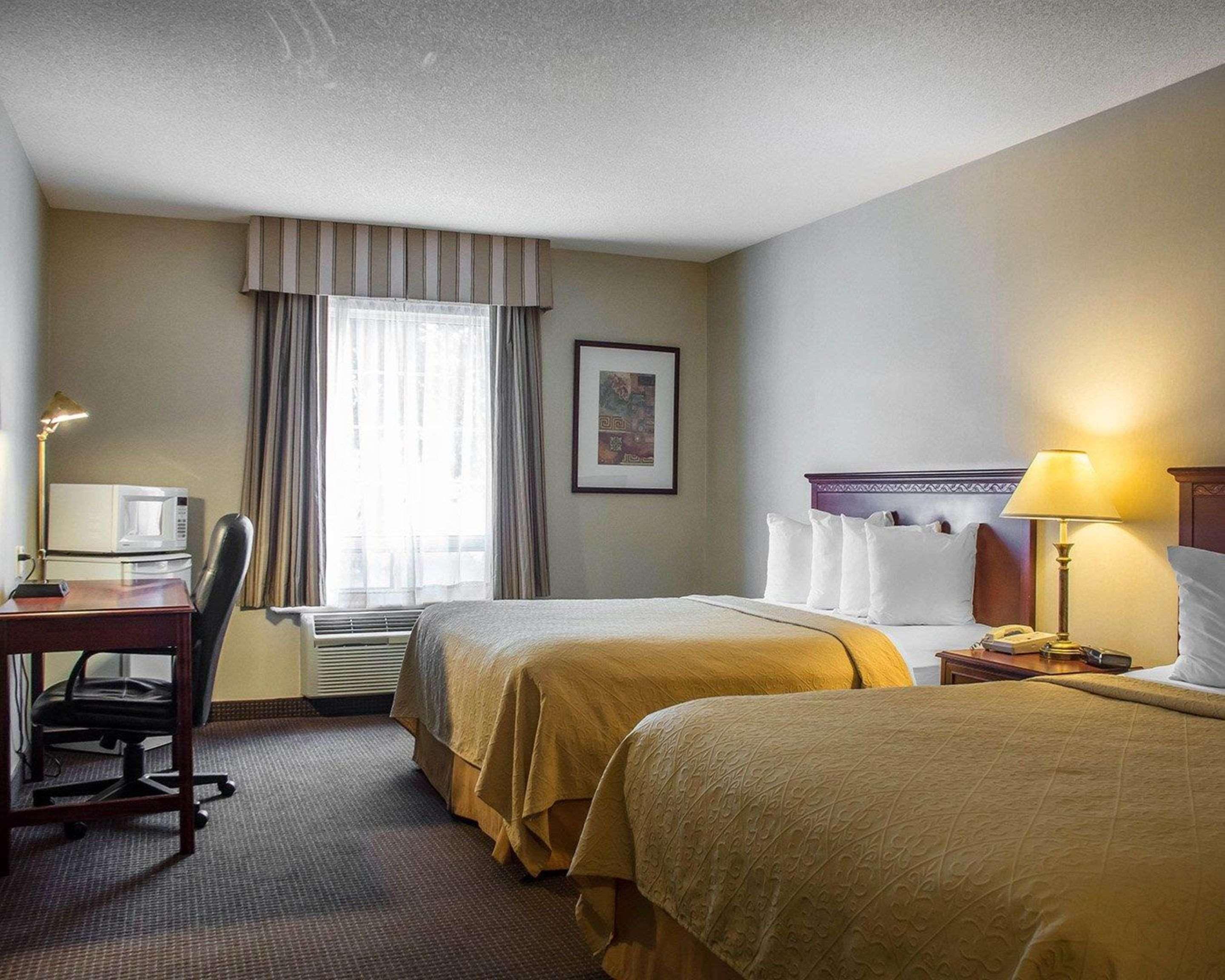 Quality Hotel & Suites Woodstock Eksteriør billede