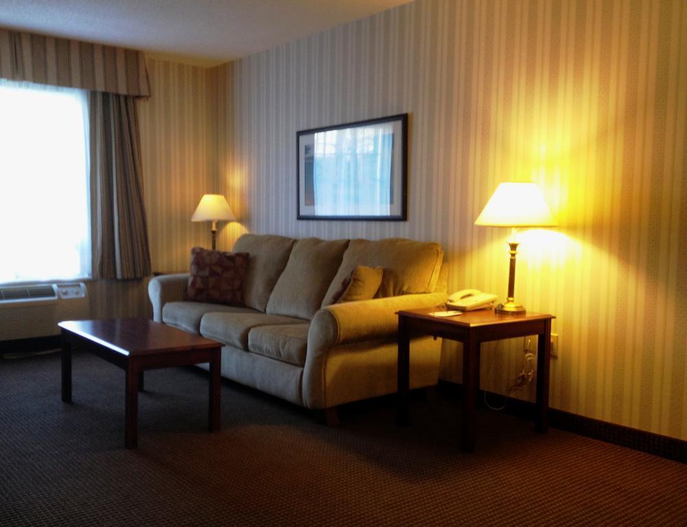 Quality Hotel & Suites Woodstock Eksteriør billede