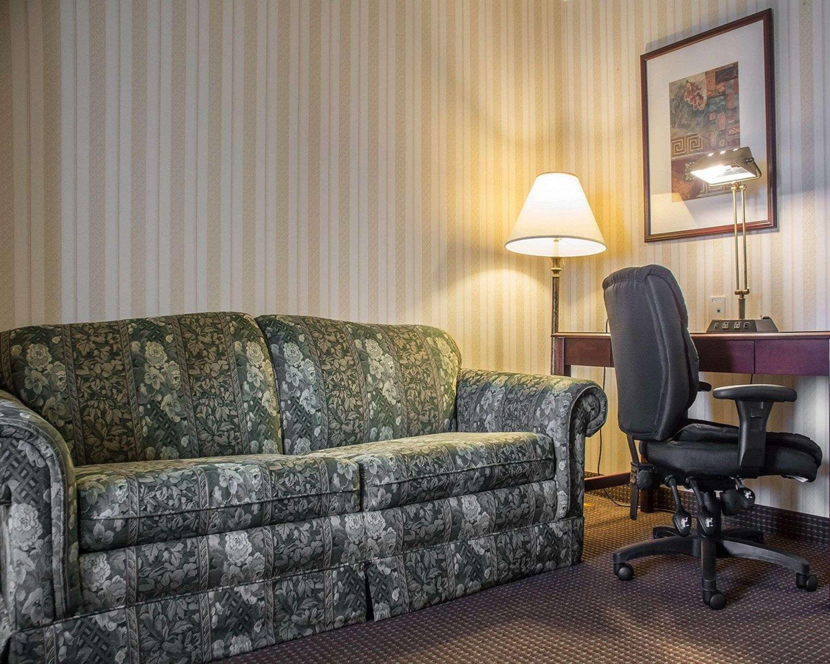 Quality Hotel & Suites Woodstock Eksteriør billede